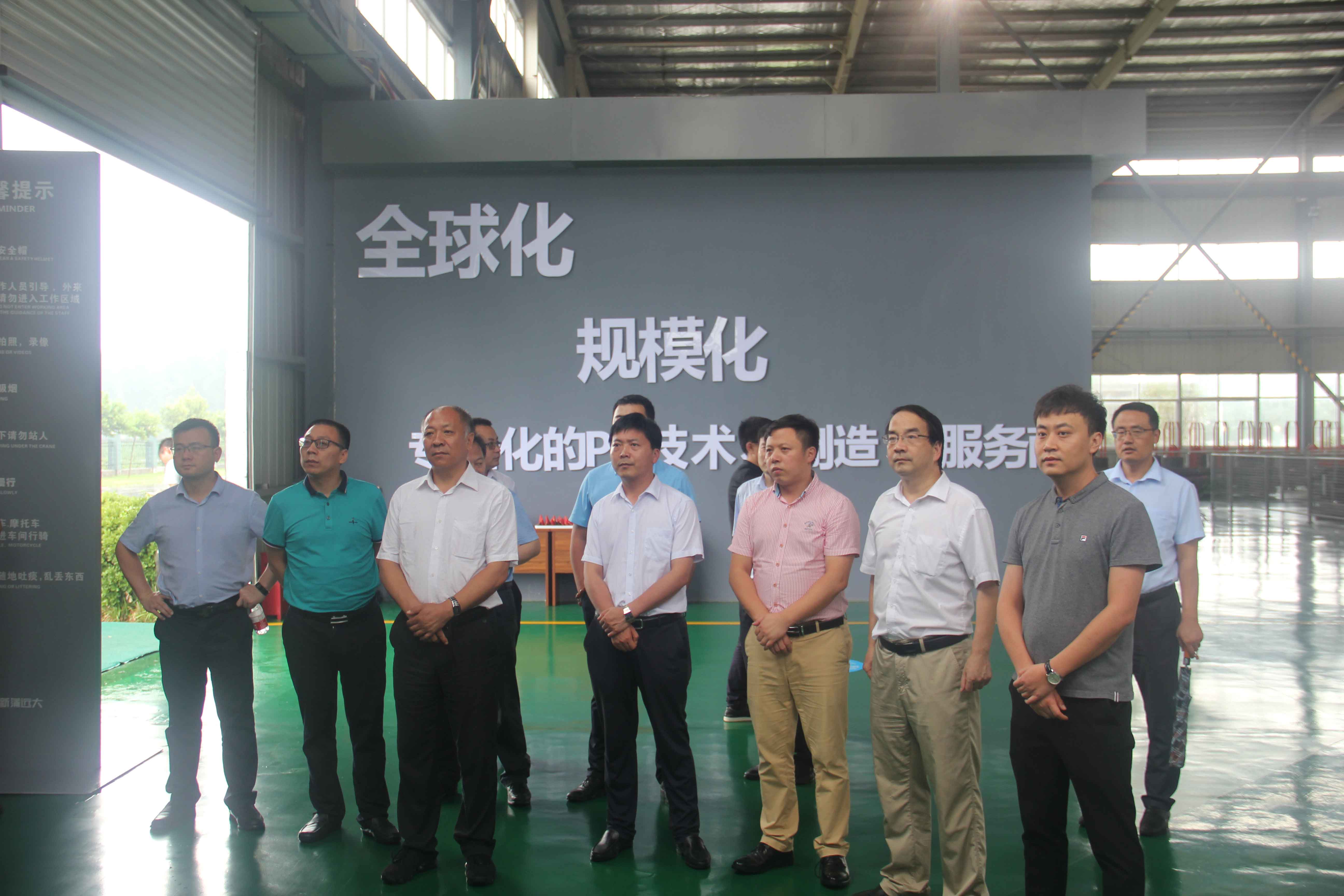 優(yōu)勢(shì)互補(bǔ)、合作共贏 中鐵六局 新蒲集團(tuán)攜手推進(jìn)雙方多領(lǐng)域深入合作